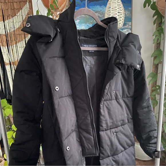 NWOT French Connection Water Resistant Relaxed Fit Pillow Collar Puffer Coat - Picture 9 of 12